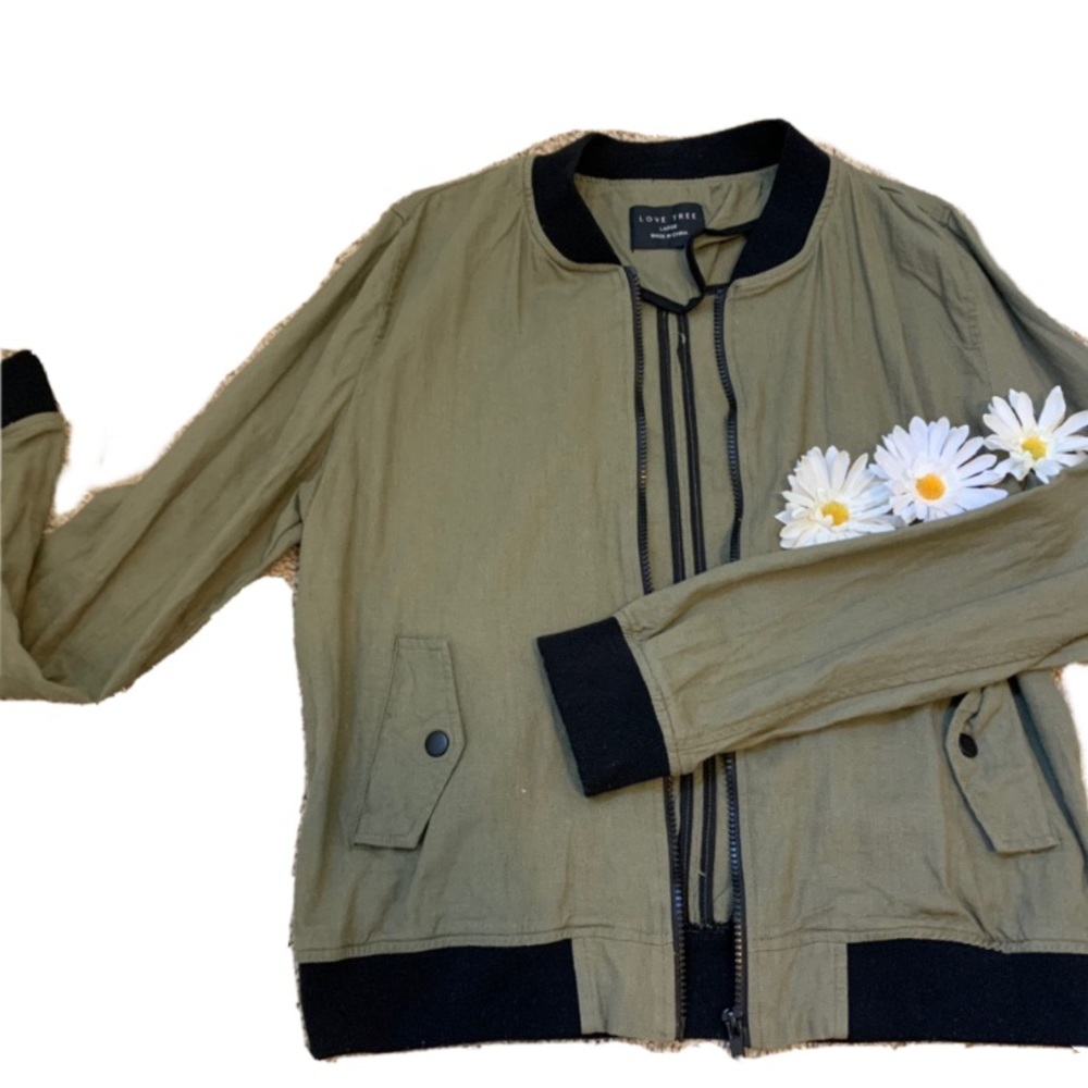 ⚡️Forever 21 Bomber Jacket